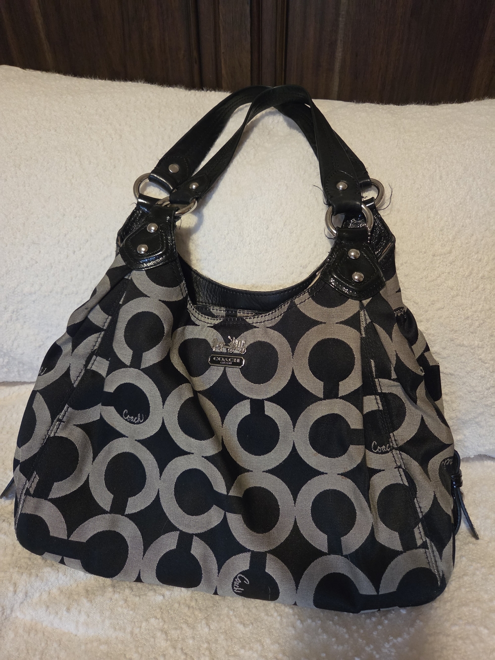 Coach Op Art Maggie Hobo